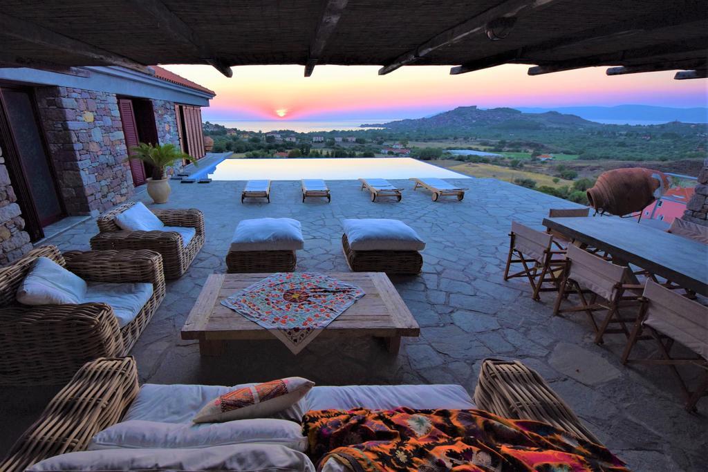 Villa Molivos Views Mithymna Exterior photo